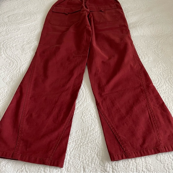 Free People Women’s Voyage Utility High Rise Wide Leg Cargo Pants in Red Size XS - Picture 7 of 16